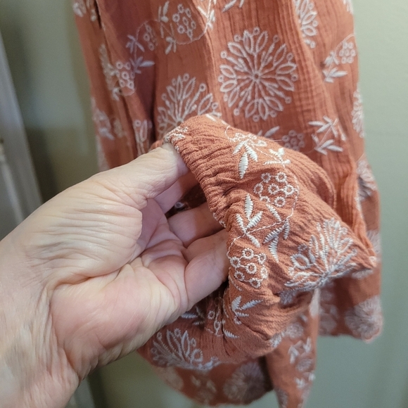 Blu Pepper 3/4 Sleeves Peasant Blouse, Size Large - Picture 6 of 11